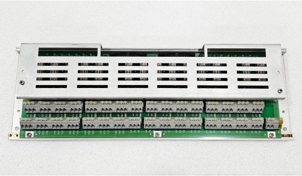 ABB ARC093AE01 HIEE300690R0001 High-Speed Optical Link Module
