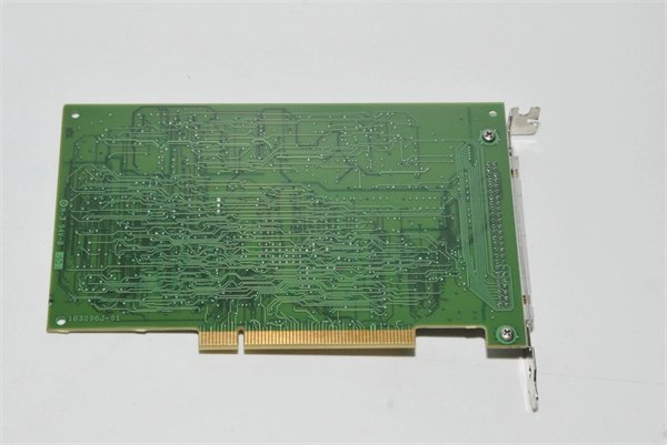 NI PCI-1200 100 ks/s Multifunctional PCI Data Acquisition Card