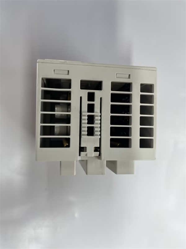 ABB AX722F 3BDH000377R0001 Analog Input/Output Module