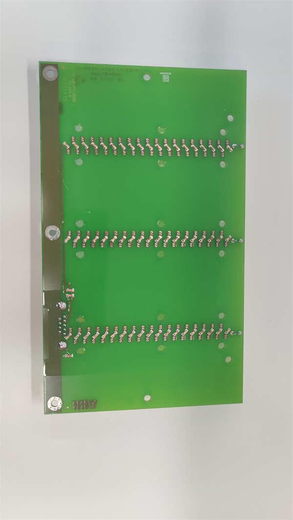 ABB 3BHE021083R0101 XVC770BE101 Industrial Control Module