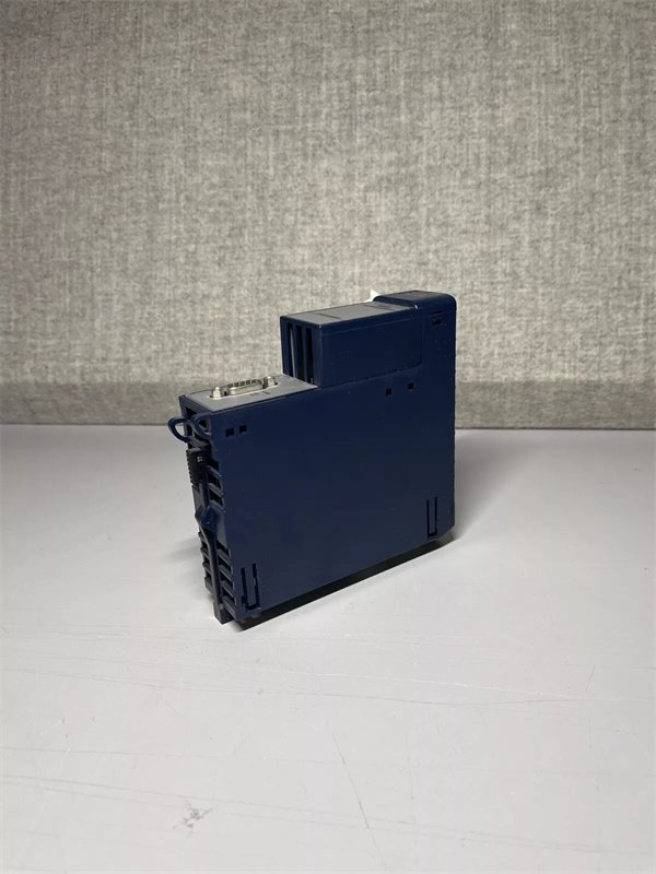 GE Fanuc IC695PBM300 Power Bus Module