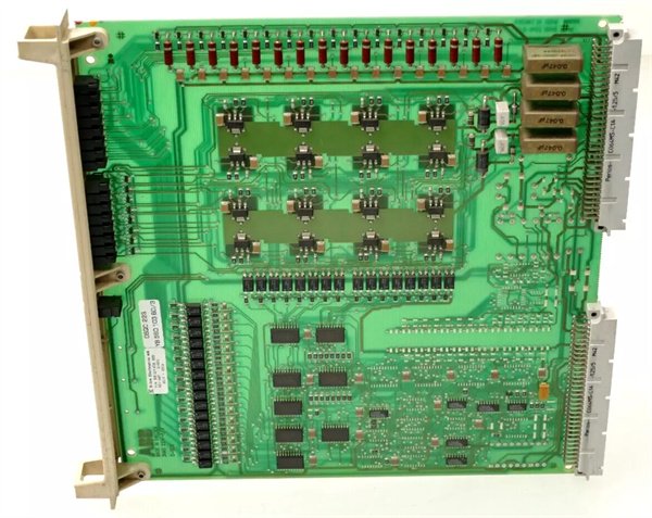 ABB DSQC223 YB560103-BD High-Performance Digital I/O Module