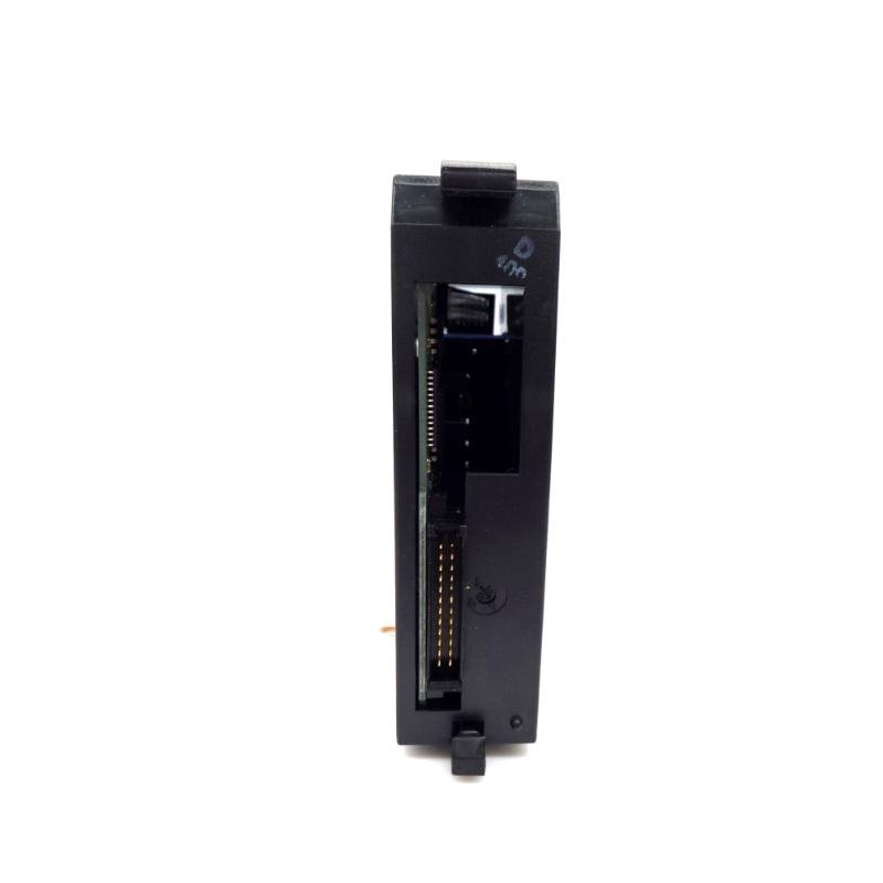 GE Fanuc IC693MDL748 Positive/Negative Logic Output Module