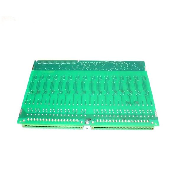 ABB 1MRK000508-CDr03 Binary Input/Output Module