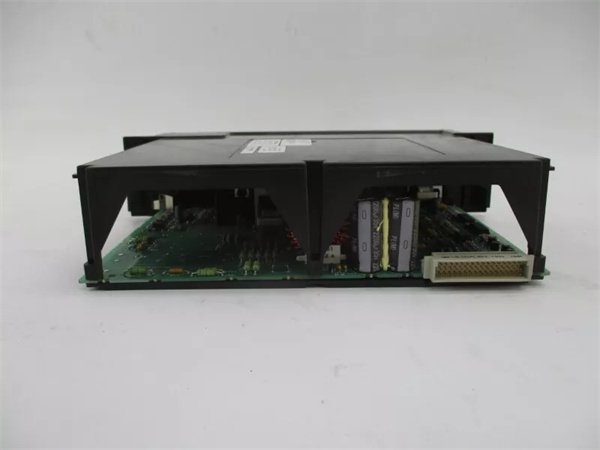 GE Fanuc IC697PWR710F High-Efficiency Power Supply Module