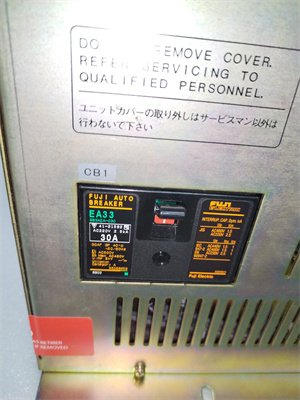 Yaskawa CLSR-33-N2CE-1 Servo Motor Controller