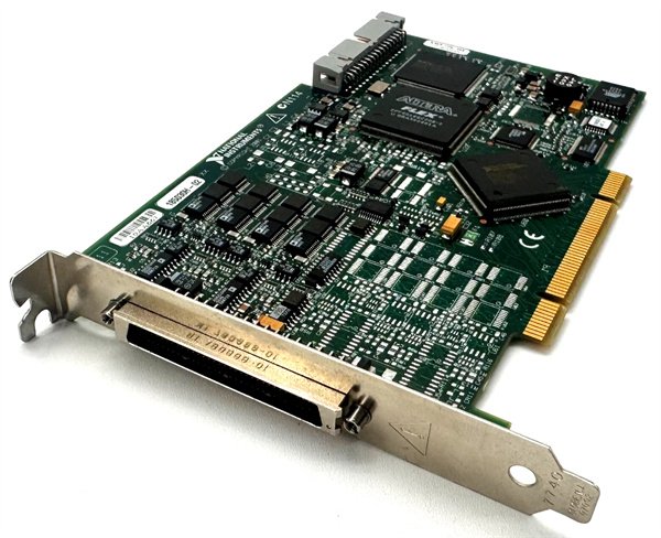 NI PCI-6711 High-Precision Analog Output Card