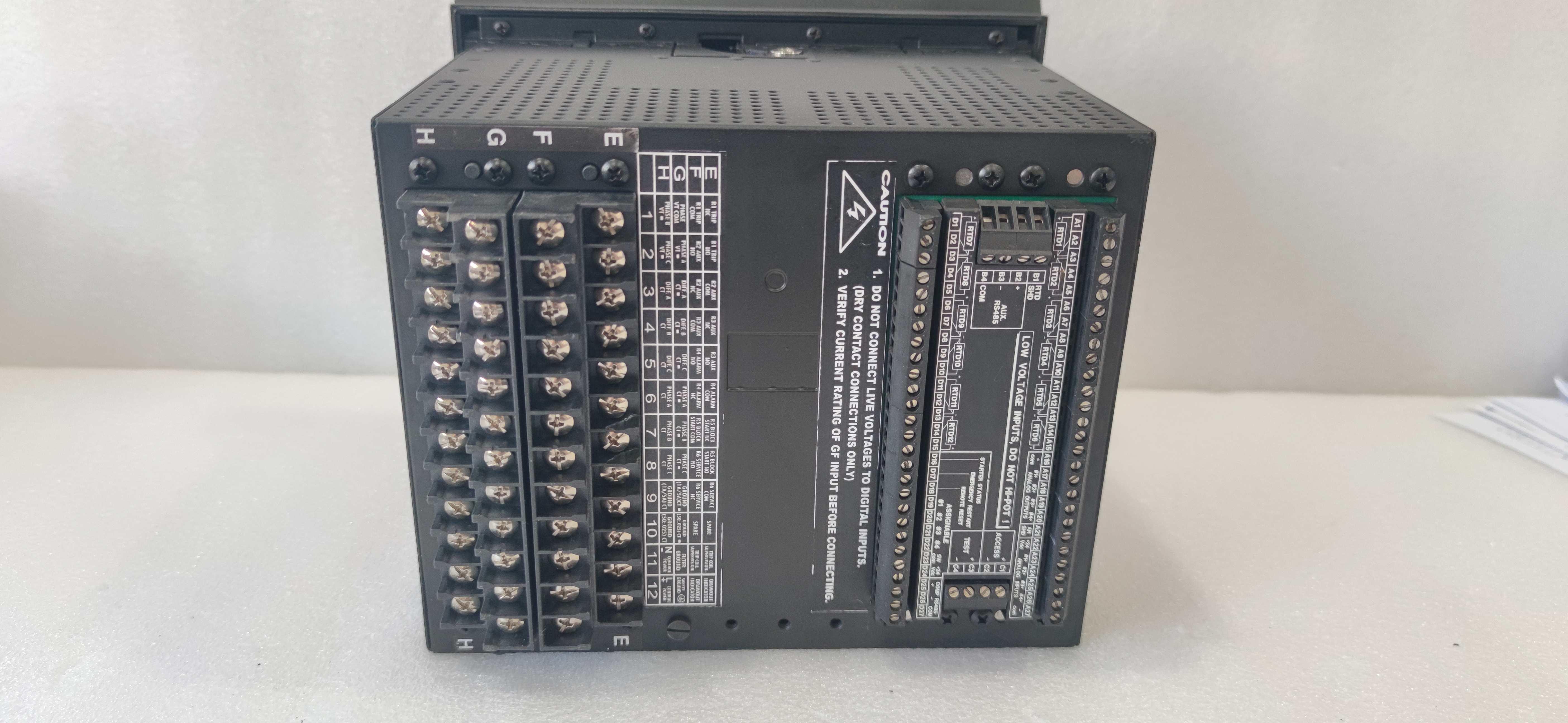 General Electric 489-P5-LO-A20 logic output module
