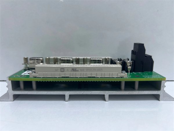 Triconex 7400213-100 Industrial Control Module