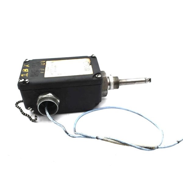 Bently Nevada 31000-28-10-00-020-03-02 Proximity Probe Housing