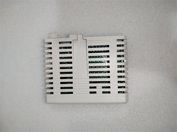 ABB DI880 3BSE028586R1