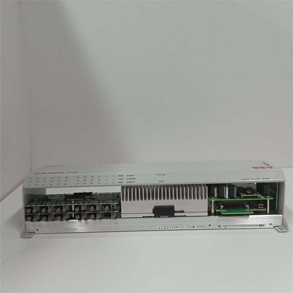 ABB PPD513A25-111615 3BHE039724R2565 Industrial power distribution module