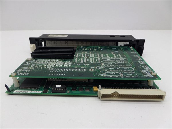 General Electric IC697CPX928-CD High-Performance CPU Module