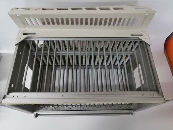 ABB DSRF182AK02 3BSE014078R1 8-Channel Digital Output Module