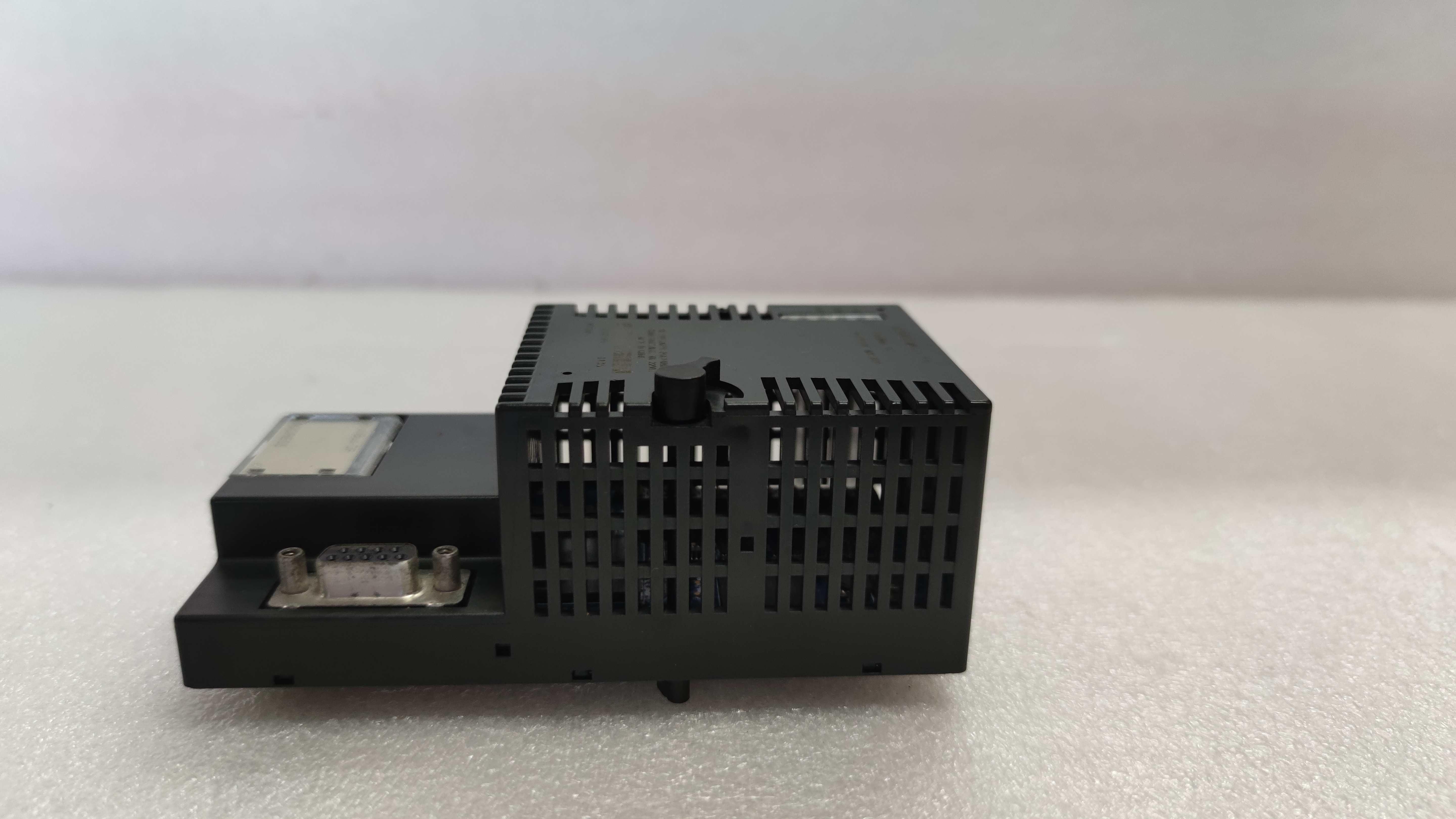 GE Fanuc IC200BEM003 Basic Expansion Module