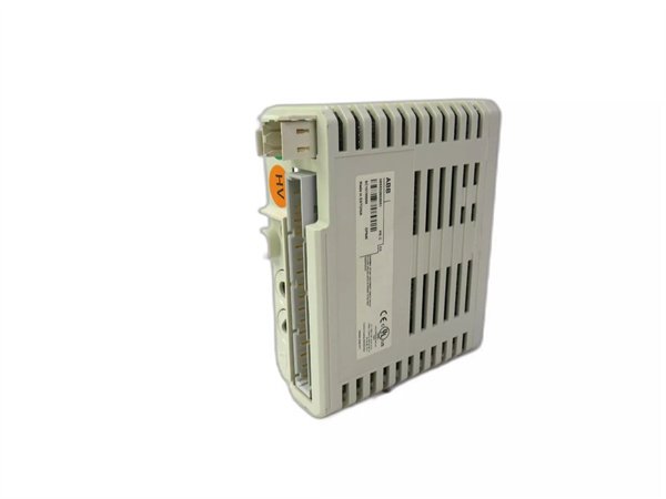 ABB DP840 3BSE028926R1 PLC Communication Module