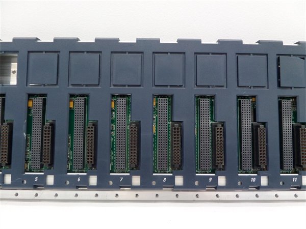 General Electric IC695CHS016 Universal Backplane