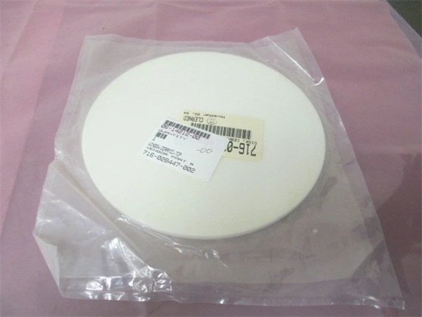 LAM 716-028447-002 Ultra-High Vacuum (UHV) Pressure Sensor