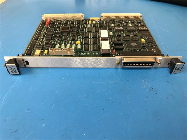 Motorola MVME-332XTS 8–Channel Serial Controller