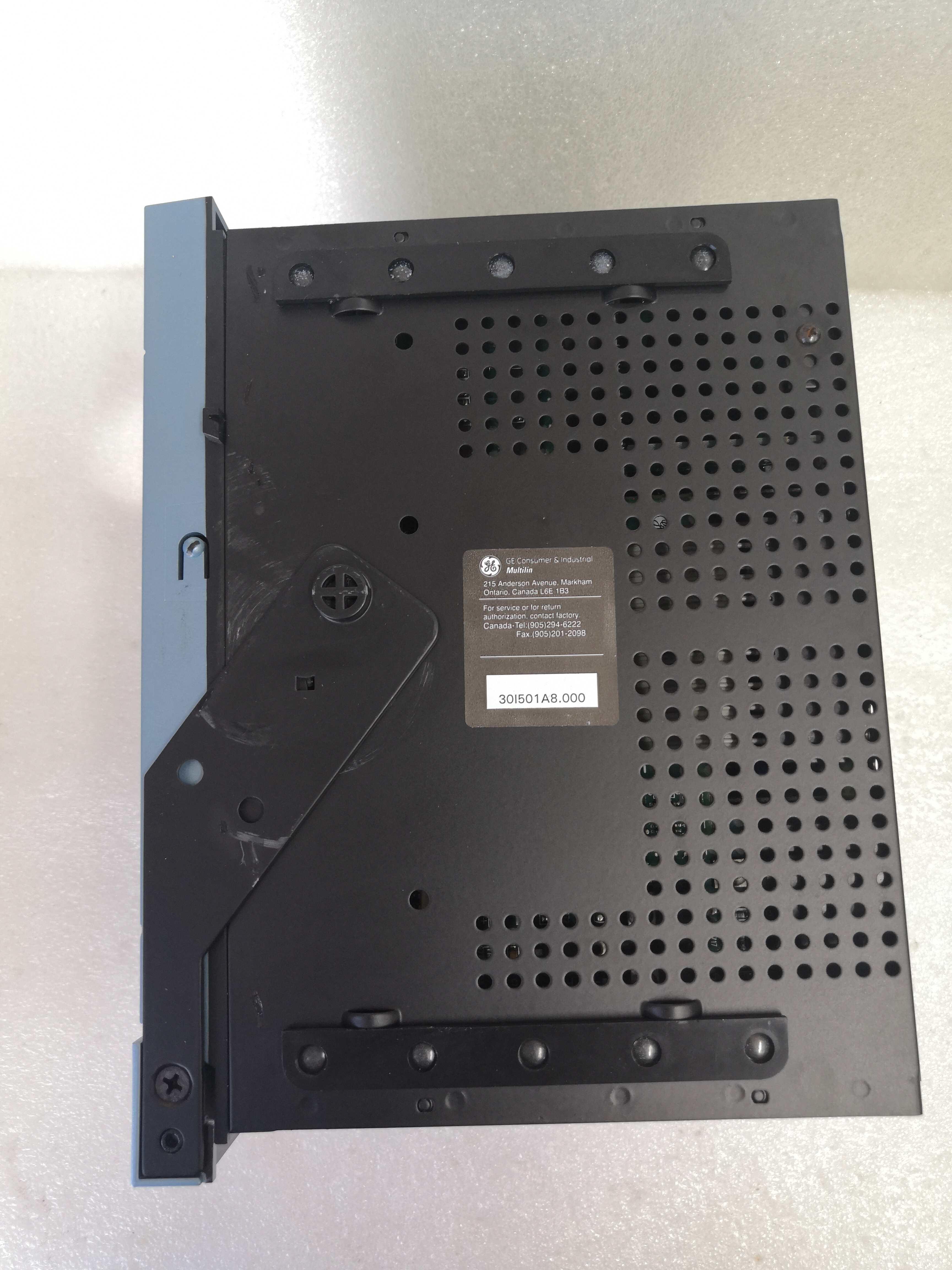 GE Fanuc 469-P5-HI-A20-E SR469-CASE industrial enclosure