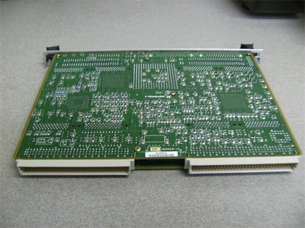 Motorola MVME162-413 Mid-Range Real-Time Single-Board Computer