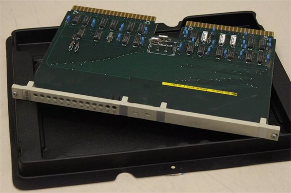 ABB ED1780A HEDT300340R1 System Bus Amplifier Module