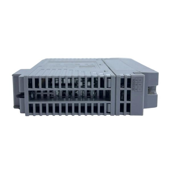 Yokogawa AAV141-S03/K4A00 Analog Input Module