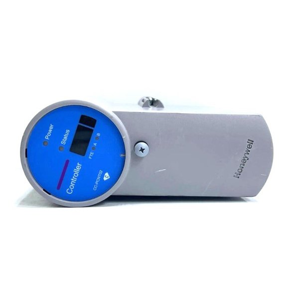 Honeywell CC-PCNT02 51454551-275 C300 Controller Module