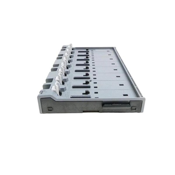 Emerson SE4050E0C0 8-Wide I/O Interface Chassis