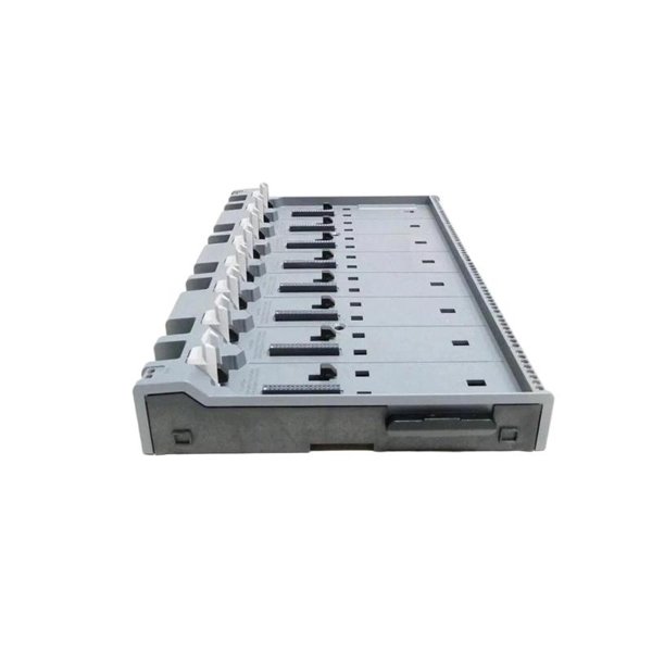 Emerson SE4050E0C0 KJ4005X1-BE1 8-Wide I/O Interface Chassis