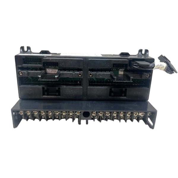GE Fanuc IC670CHS101 Chassis Module