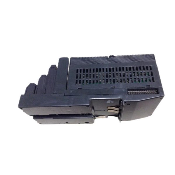General Electric IC200MDL742H VersaMax Discrete Output Module