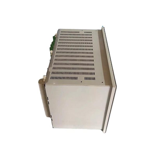 ABB RED670 1MRK002810-AC Line Differential Protection Relay