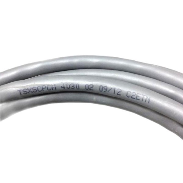 Schneider TSXSCPCM4030 Cable For Isolated RS422/485 Tap Link