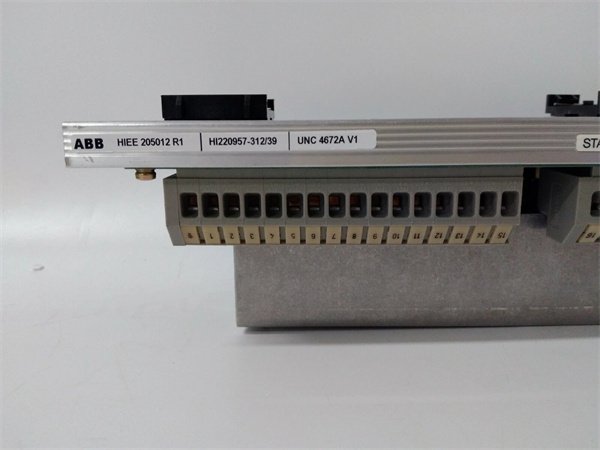 ABB UNC4672AV1 HIEE205012R1 Safety control module