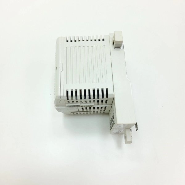 ABB PM867K02 3BSE081638R1 Hot-Standby Redundant Controller