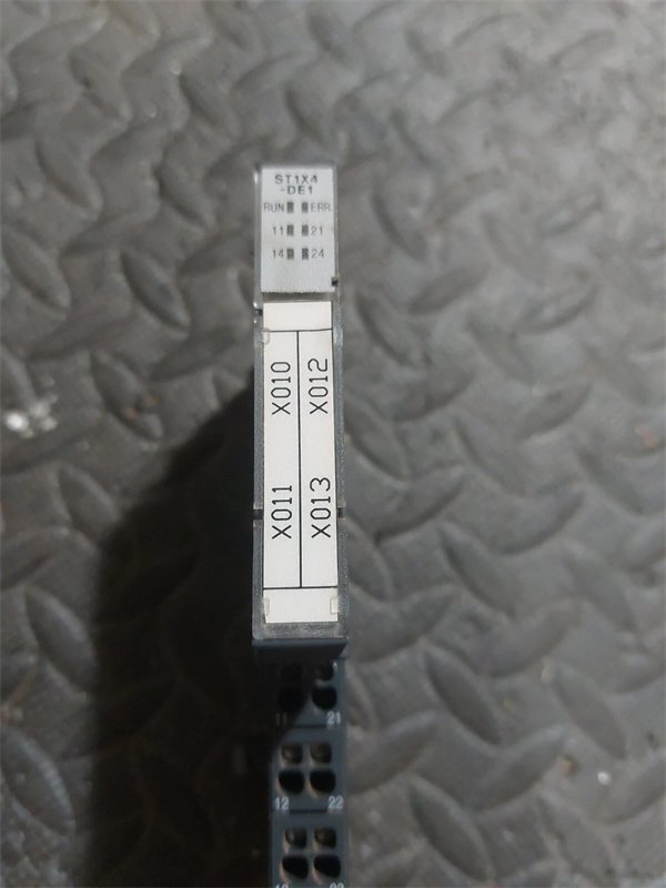 Mitsubishi ST1X4-DE1 Digital Input Module