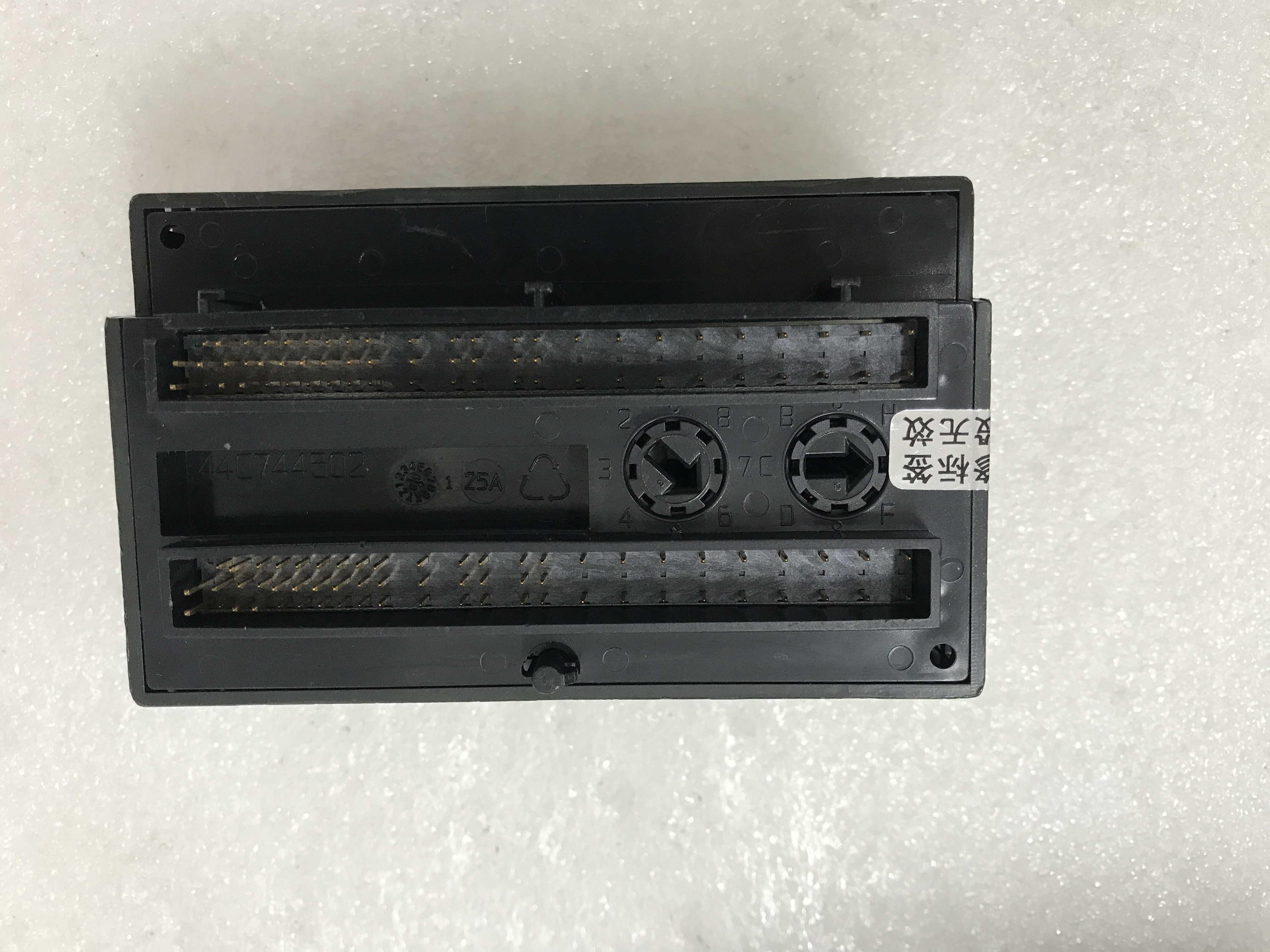 General Electric IC200ALG327H Analog Input/Output Module