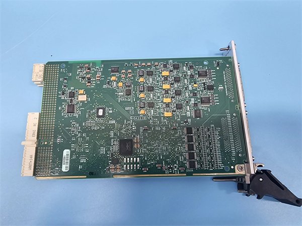 NI PXIE-7846 FPGA-Based Reconfigurable I/O Module