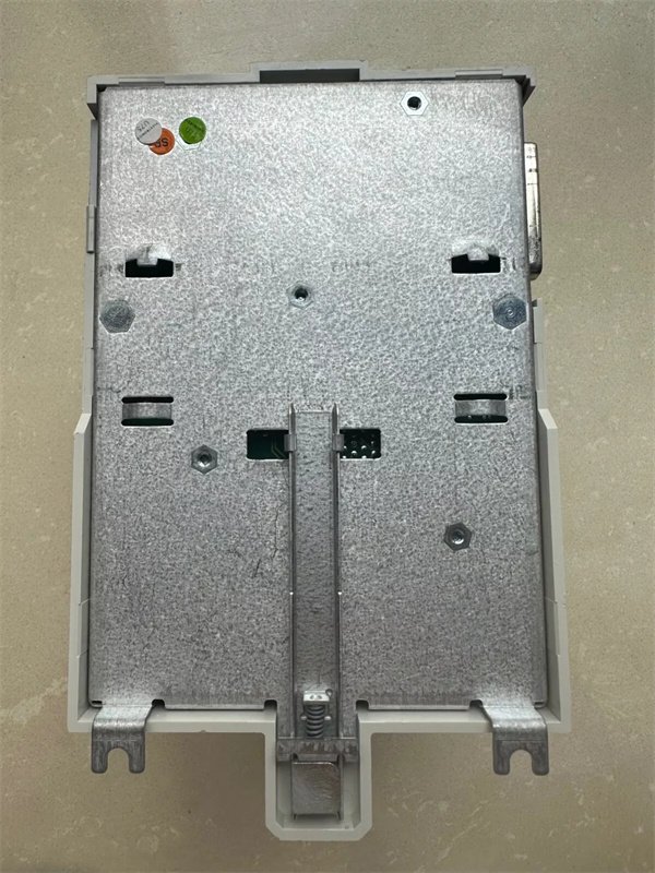 ABB PM861K01 3BSE018105R1 programmable logic controller module