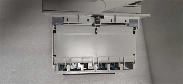 ABB REF610C11HCNN01 Feeder Protection Relay