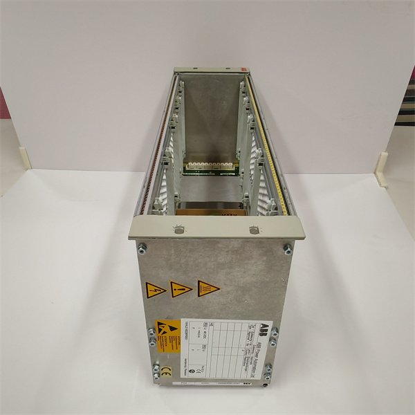 ABB P7LA HNEF105323R0002 Process Automation Controller