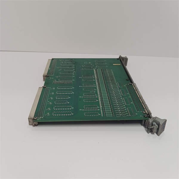 General Electric VMIVME-2170A 32–Bit Optically Coupled Digital Output Board