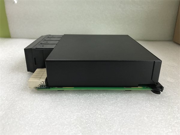 GE Fanuc UR8HH Universal Remote I/O Module