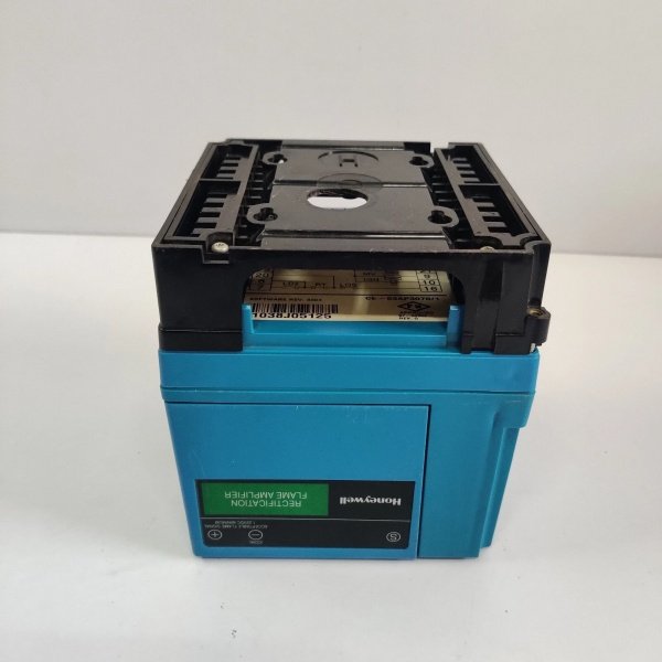 Honeywell EC7810 A1027 Intermittent Pilot Ignition Control