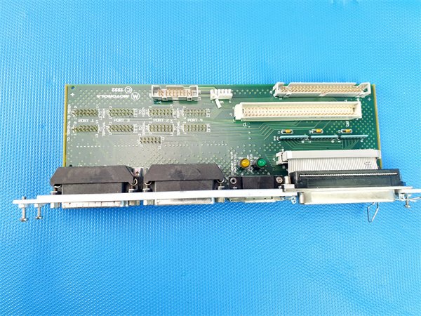 Motorola MVME-712-11 Industrial Digital Output Module