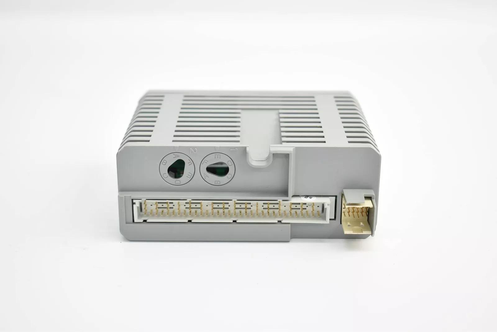 ABB DO818 3BSE069053R1 Digital Output