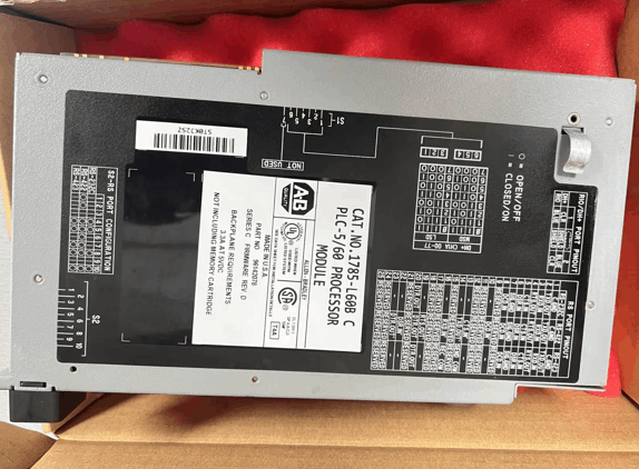 Allen-Bradley 1785-L60B PLC-5 Programmable Controllers