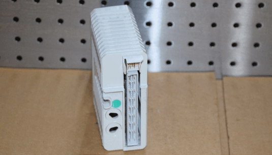 ABB DI821 3BSE008550R1 Digital Input Module