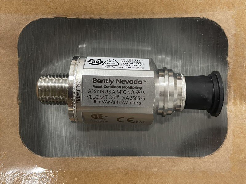 Bently Nevada 330525-00 XA Piezo-Velocity Sensor